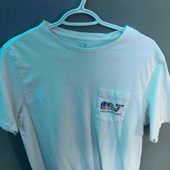 Vineyard Vines Tee - Picture 1 of 2